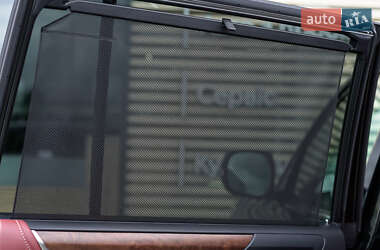 Внедорожник / Кроссовер Lexus LX 2017 в 