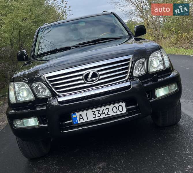 Внедорожник / Кроссовер Lexus LX 2004 в Броварах