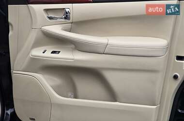 Внедорожник / Кроссовер Lexus LX 2011 в 