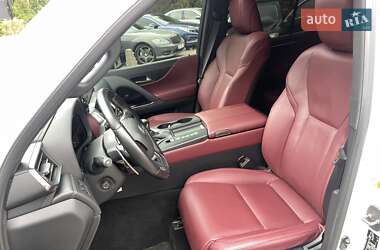 Внедорожник / Кроссовер Lexus LX 2023 в 