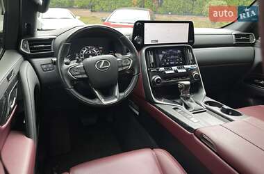 Внедорожник / Кроссовер Lexus LX 2023 в 