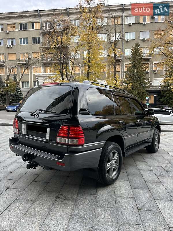 Внедорожник / Кроссовер Lexus LX 2004 в Киеве