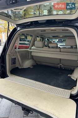 Внедорожник / Кроссовер Lexus LX 2004 в 