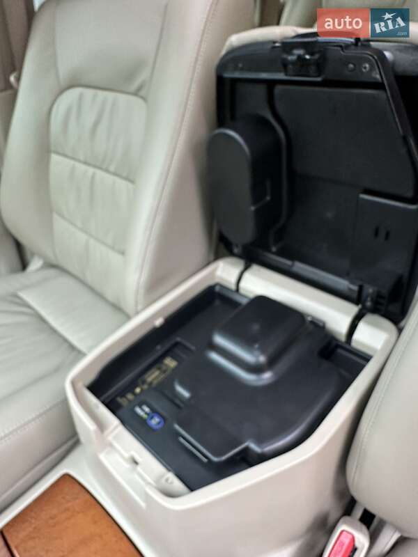 Внедорожник / Кроссовер Lexus LX 2004 в Киеве
