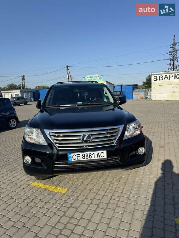 Внедорожник / Кроссовер Lexus LX 2008 в Черновцах