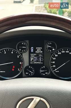 Позашляховик / Кросовер Lexus LX 2015 в 