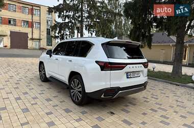 Позашляховик / Кросовер Lexus LX 2022 в 