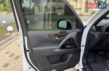 Позашляховик / Кросовер Lexus LX 2022 в 