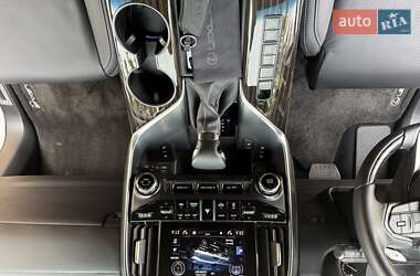 Позашляховик / Кросовер Lexus LX 2022 в 
