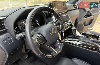 Позашляховик / Кросовер Lexus LX 2022 в 