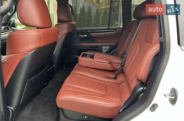 Внедорожник / Кроссовер Lexus LX 2020 в 