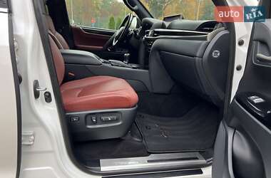 Внедорожник / Кроссовер Lexus LX 2020 в 