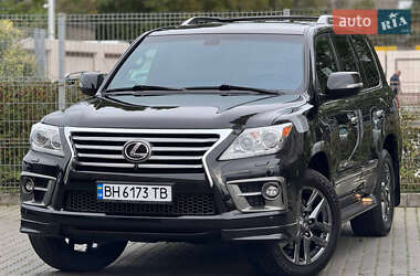 Внедорожник / Кроссовер Lexus LX 2014 в Одессе