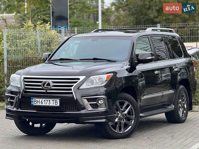Позашляховик / Кросовер Lexus LX 2014 в Одесі