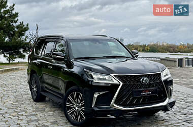 Внедорожник / Кроссовер Lexus LX 2019 в 