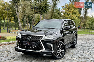 Внедорожник / Кроссовер Lexus LX 2019 в 