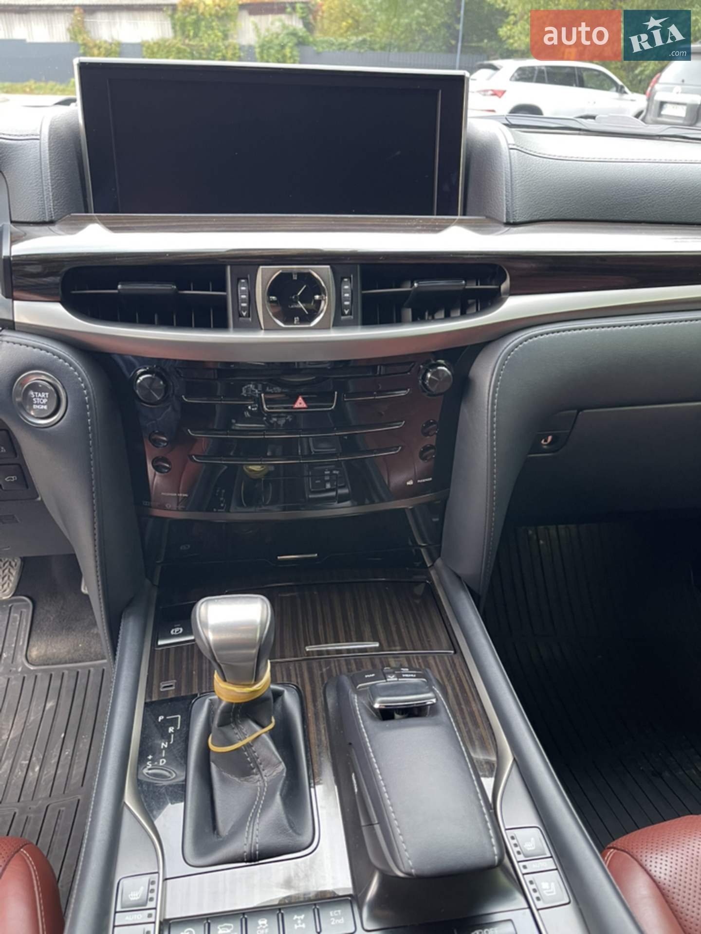 2019 Lexus LX - мініатюра 11