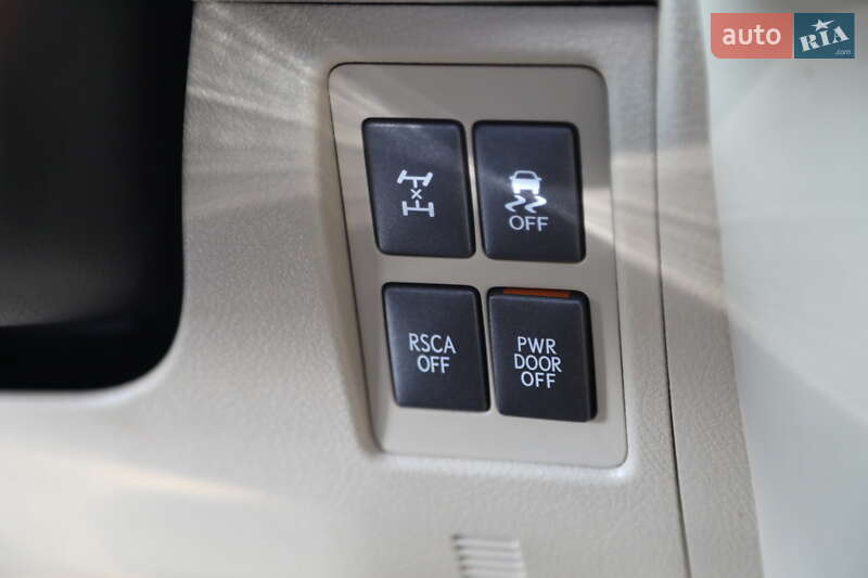Внедорожник / Кроссовер Lexus LX 2010 в Харькове