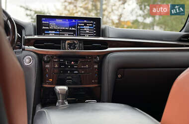 Внедорожник / Кроссовер Lexus LX 2016 в 