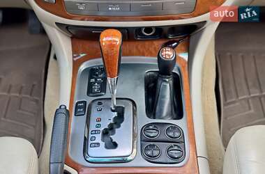 Позашляховик / Кросовер Lexus LX 2006 в 