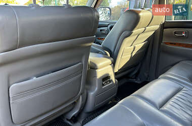Внедорожник / Кроссовер Lexus LX 2006 в 