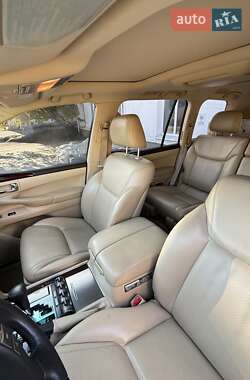 Внедорожник / Кроссовер Lexus LX 2011 в 