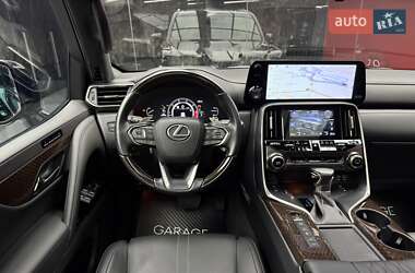 Позашляховик / Кросовер Lexus LX 2022 в 