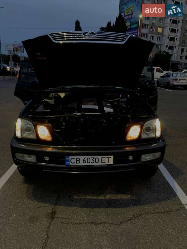 Позашляховик / Кросовер Lexus LX 2005 в Києві