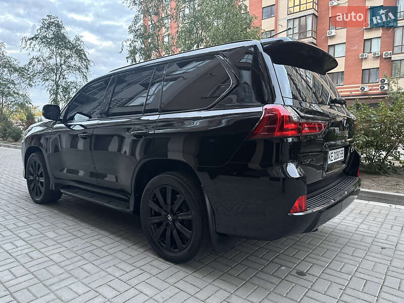 Позашляховик / Кросовер Lexus LX 2018 в Дніпрі фото 6 Позашляховик / Кросовер Lexus LX 2018 в Дніпрі