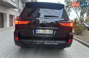 Позашляховик / Кросовер Lexus LX 2018 в 