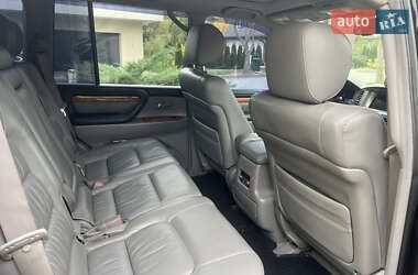 Позашляховик / Кросовер Lexus LX 2006 в 