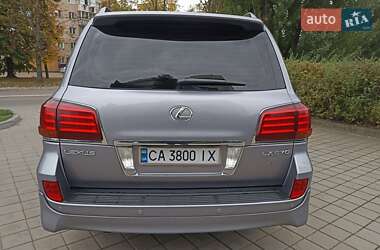 Позашляховик / Кросовер Lexus LX 2010 в 