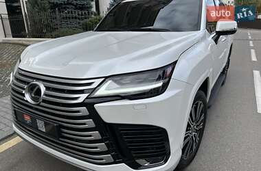 Позашляховик / Кросовер Lexus LX 2022 в 