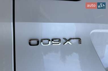 Позашляховик / Кросовер Lexus LX 2022 в 