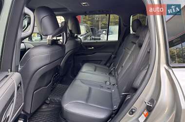 Позашляховик / Кросовер Lexus LX 2022 в 