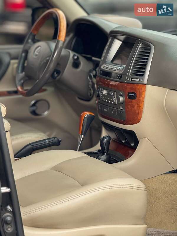 Внедорожник / Кроссовер Lexus LX 2004 в Косове фото 13 Внедорожник / Кроссовер Lexus LX 2004 в Косове