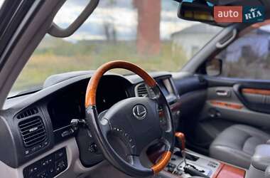 Внедорожник / Кроссовер Lexus LX 2005 в 