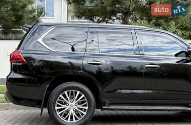 Позашляховик / Кросовер Lexus LX 2016 в  фото 56 Позашляховик / Кросовер Lexus LX 2016 в