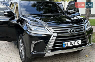 Позашляховик / Кросовер Lexus LX 2016 в  фото 64 Позашляховик / Кросовер Lexus LX 2016 в