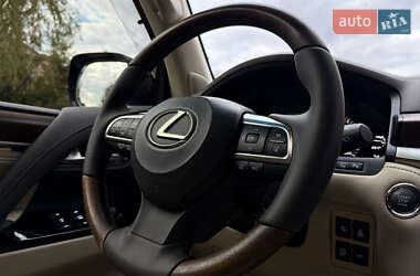 Позашляховик / Кросовер Lexus LX 2016 в  фото 111 Позашляховик / Кросовер Lexus LX 2016 в