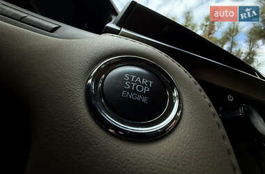 Позашляховик / Кросовер Lexus LX 2016 в  фото 134 Позашляховик / Кросовер Lexus LX 2016 в