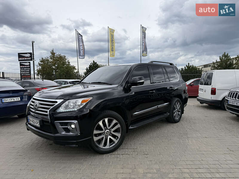 Lexus LX 2010