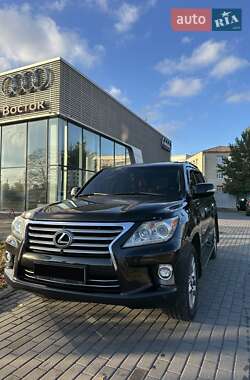 Позашляховик / Кросовер Lexus LX 2014 в Києві