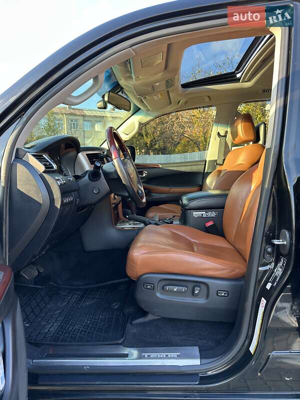Позашляховик / Кросовер Lexus LX 2014 в Києві
