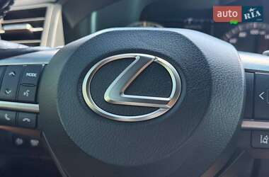 Внедорожник / Кроссовер Lexus LX 2017 в 