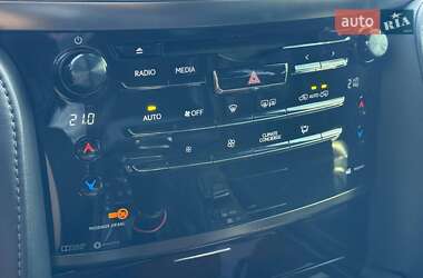 Внедорожник / Кроссовер Lexus LX 2017 в 