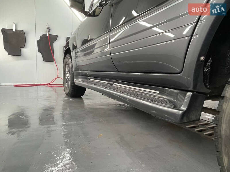 Внедорожник / Кроссовер Lexus LX 2007 в Черновцах