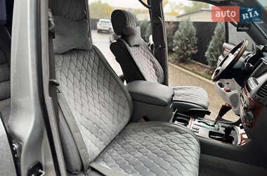 Внедорожник / Кроссовер Lexus LX 2007 в 