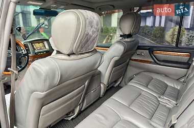 Внедорожник / Кроссовер Lexus LX 2007 в 