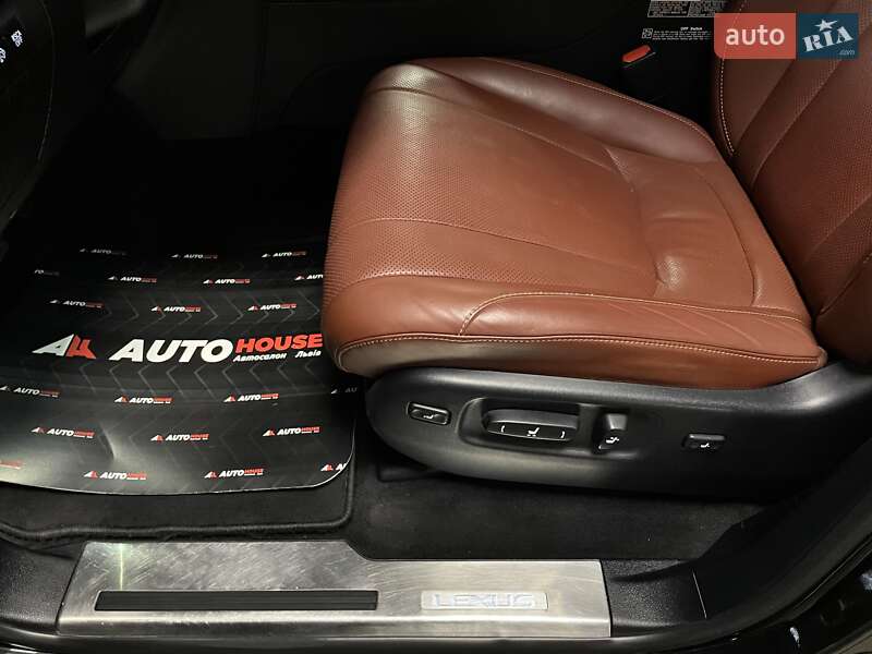 Внедорожник / Кроссовер Lexus LX 2019 в Львове